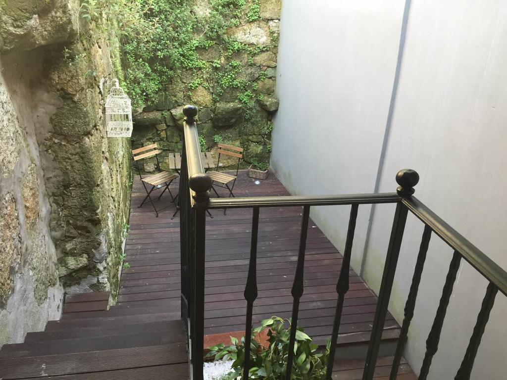 Ducarmo Apartments Caves Vinho Do Porto บีลาโนวาเดกายา ภายนอก รูปภาพ